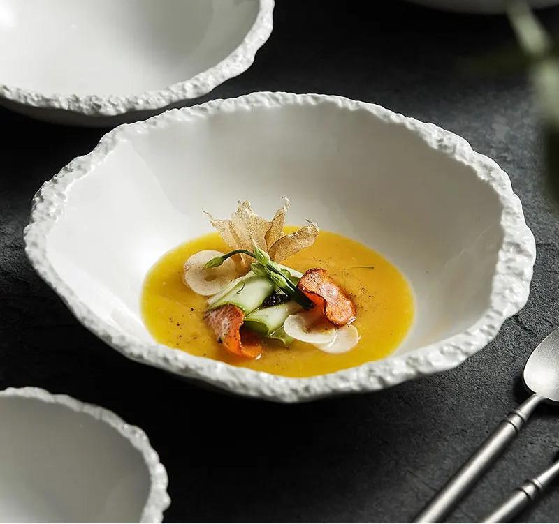 Bol à Soupe en Céramique Blanche avec Texture Roche - Vaisselle Créative pour Cuisine et Restaurant