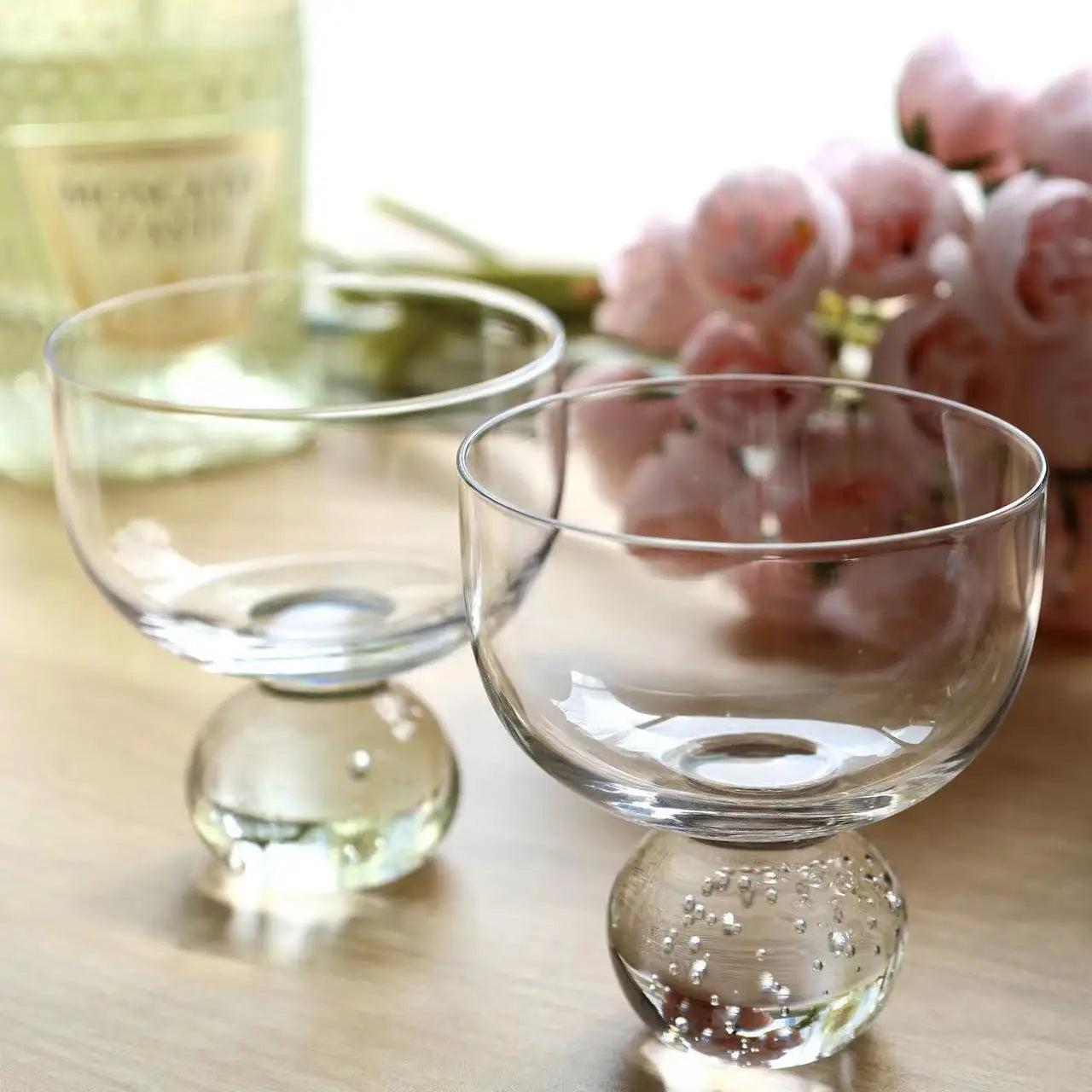 Verre à bulles design vintage - Tasse élégante pour café, dessert et milkshake.