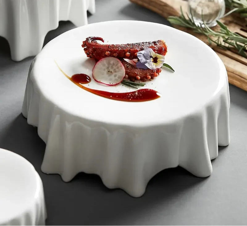 Assiette Créative Thermorésistante – Design Irrégulier pour Cuisine Moléculaire & Desserts