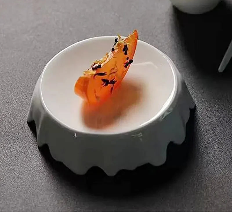 Assiette Créative Thermorésistante – Design Irrégulier pour Cuisine Moléculaire & Desserts