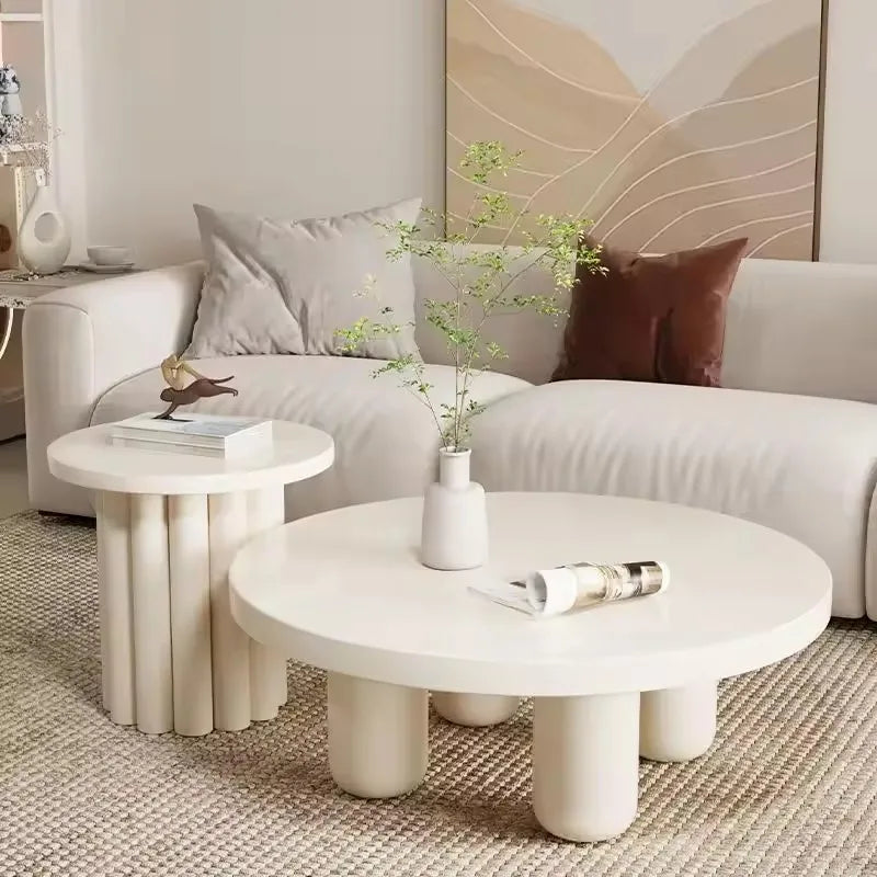 Table basse ronde crème – Table d’appoint moderne style wabi-sabi pour salon, thé ou café – Design nordique et minimaliste pour appartement