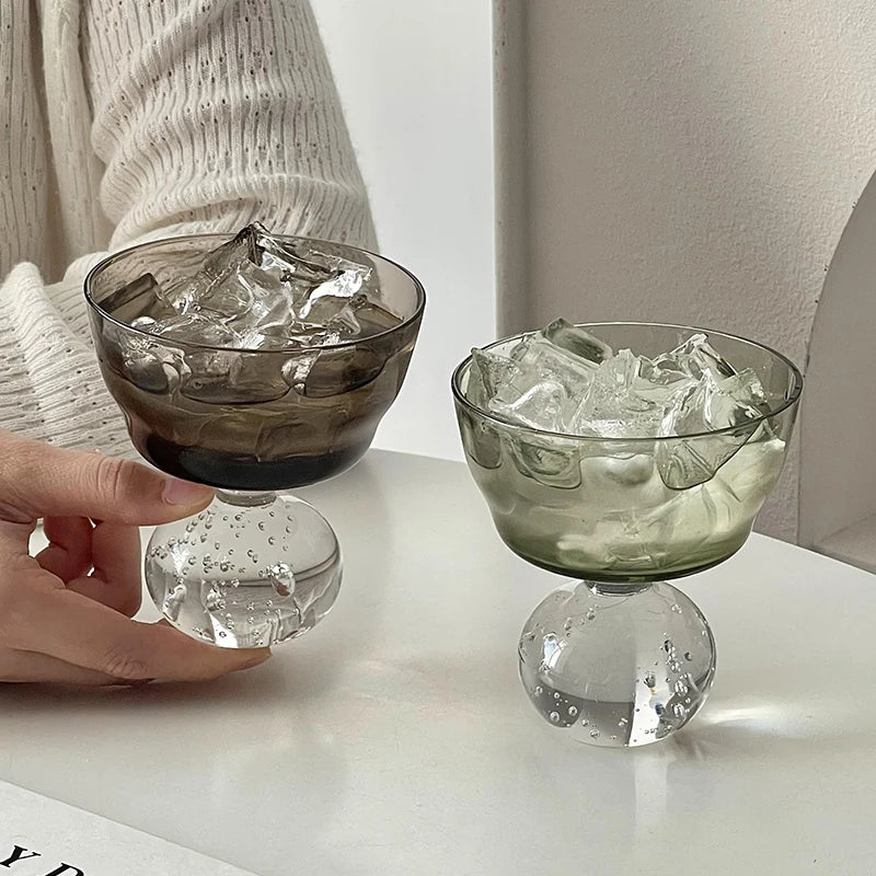Verre à bulles design vintage - Tasse élégante pour café, dessert et milkshake.