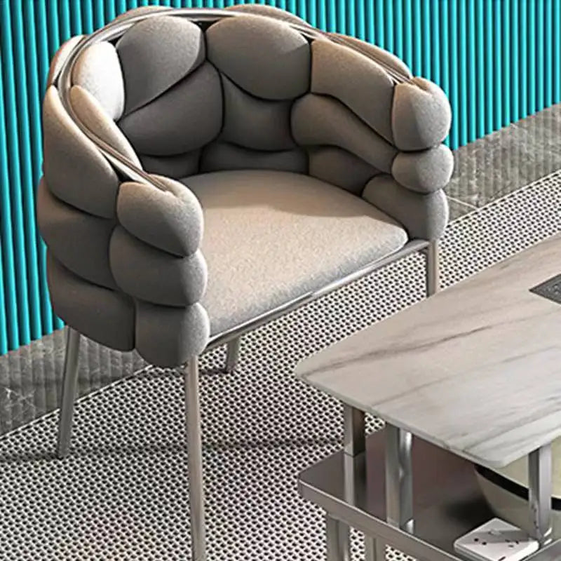 Chaise beige en velours capitonné – Design minimaliste pour salle à manger, coiffeuse ou restaurant – Structure bois blanc haute densité
