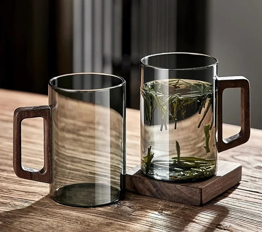 Tasse en Verre avec Anse en Noyer – Mug Résistant à la Chaleur 400ml pour Thé, Café ou Boissons Chaudes | Lot de 1 ou 2 Tasses Design Bureau & Maison